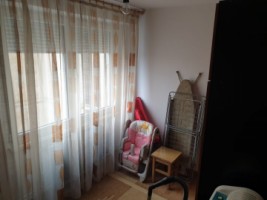 vand-apartament-cu-patru-camere-5